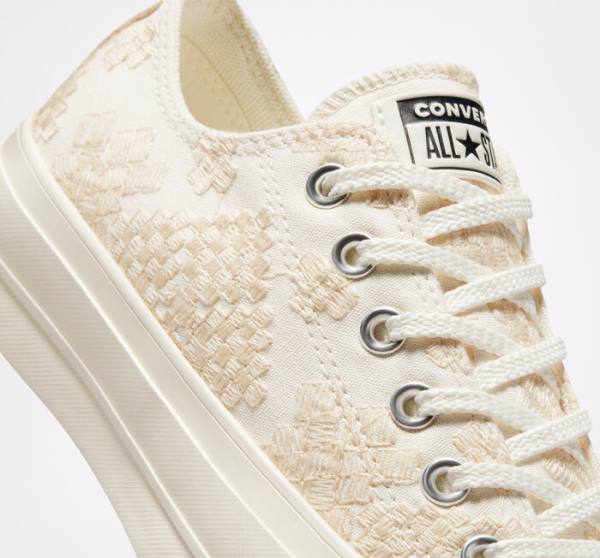 Converse Chuck Taylor All Star Lift Platform Tonal Embroidery Low Tops Shoes White | CV-531ZIY