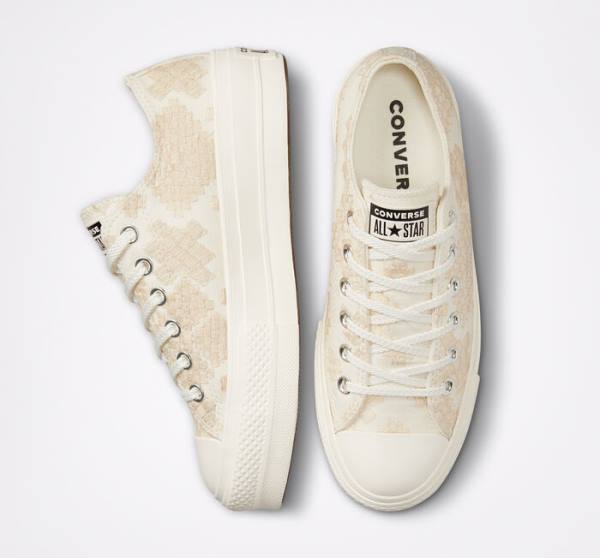 Converse Chuck Taylor All Star Lift Platform Tonal Embroidery Low Tops Shoes White | CV-531ZIY